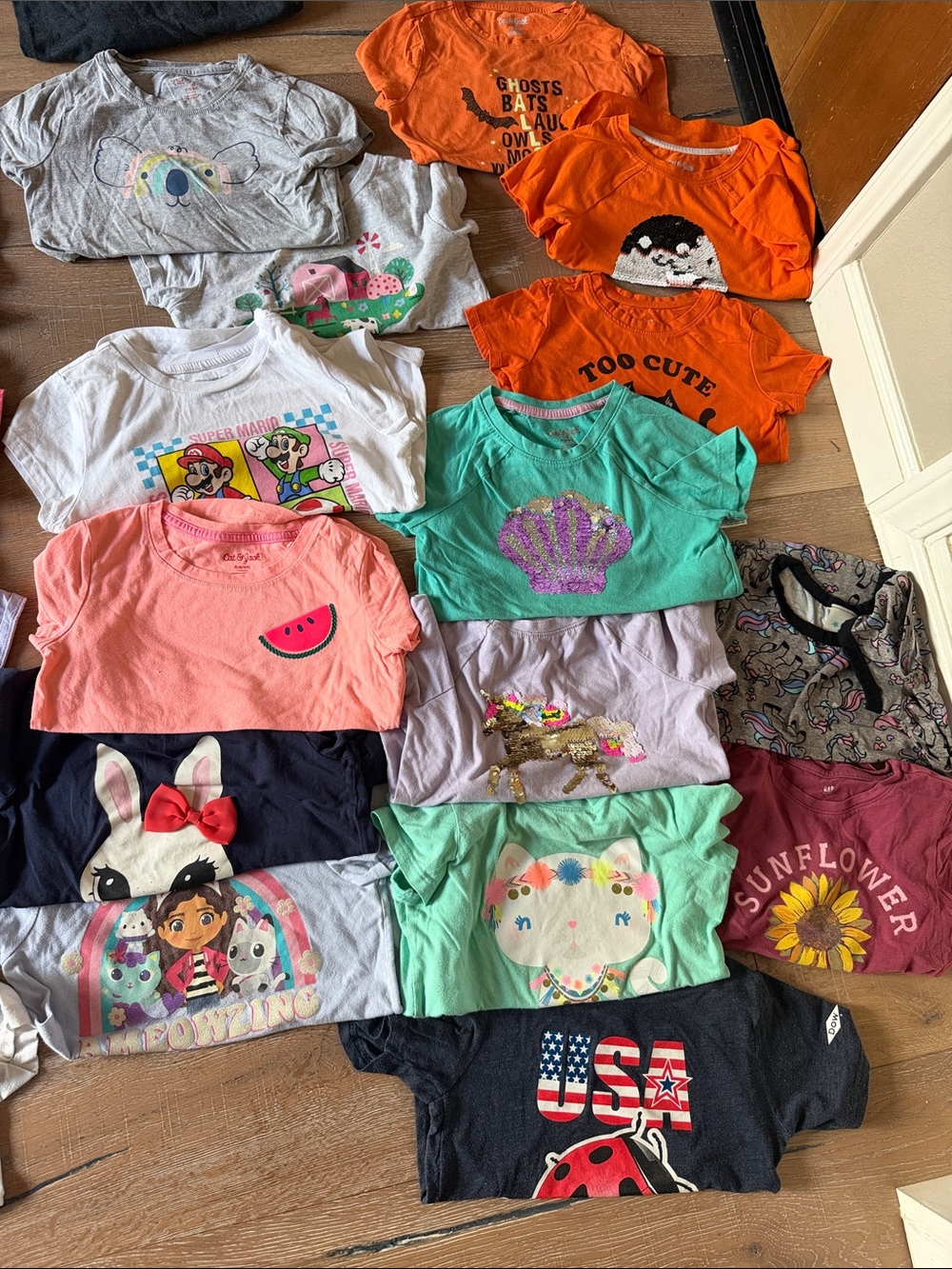 GAP Girls Mixed Color Graphic & Pattern Tee Lot - Multi - Picture 5 of 5